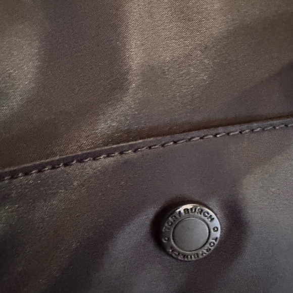 Tory Burch Tilda nylon crossbody. - Picture 4 of 9